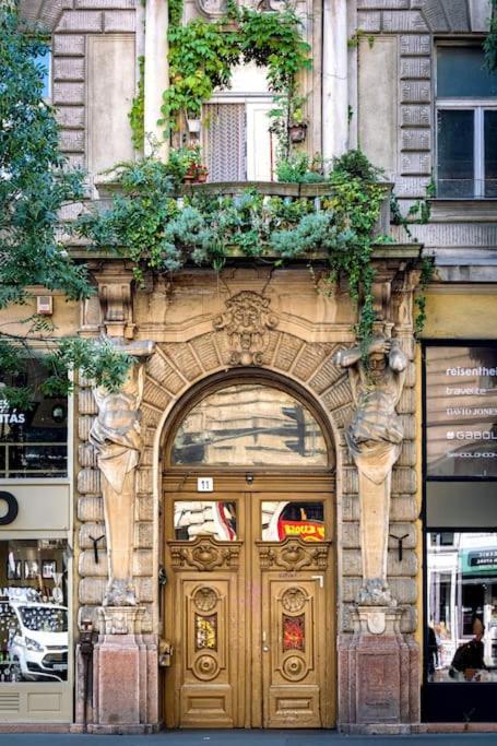 Astoria Apartment Budapest Bagian luar foto