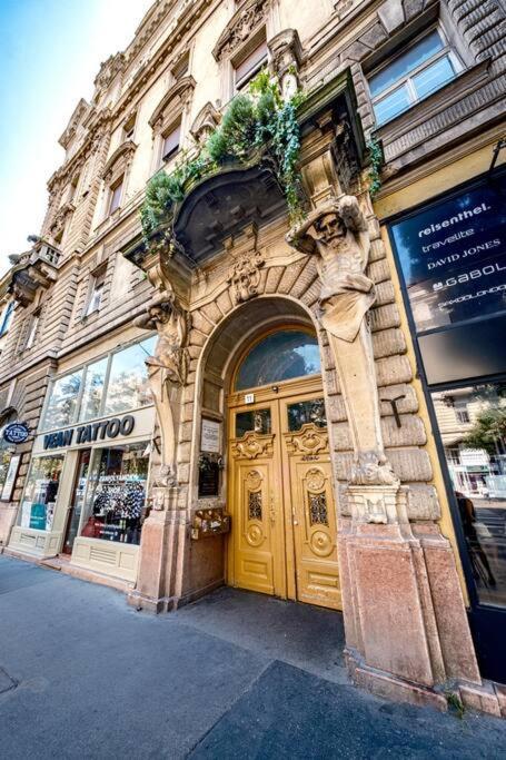 Astoria Apartment Budapest Bagian luar foto