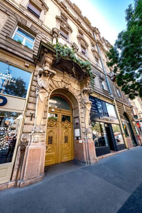 Astoria Apartment Budapest Bagian luar foto